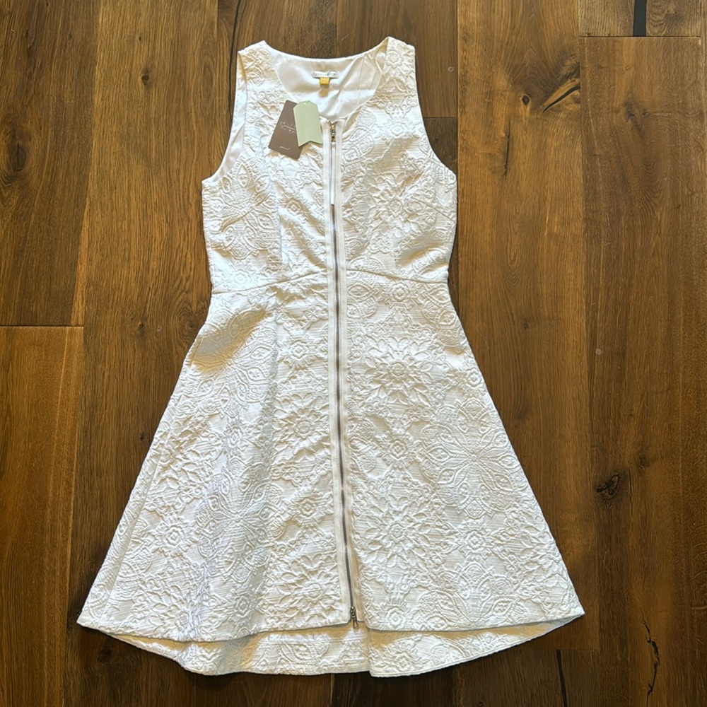 Floral textured white a-line dress by Leifsdottir (Anthropologie), size 4, NWT